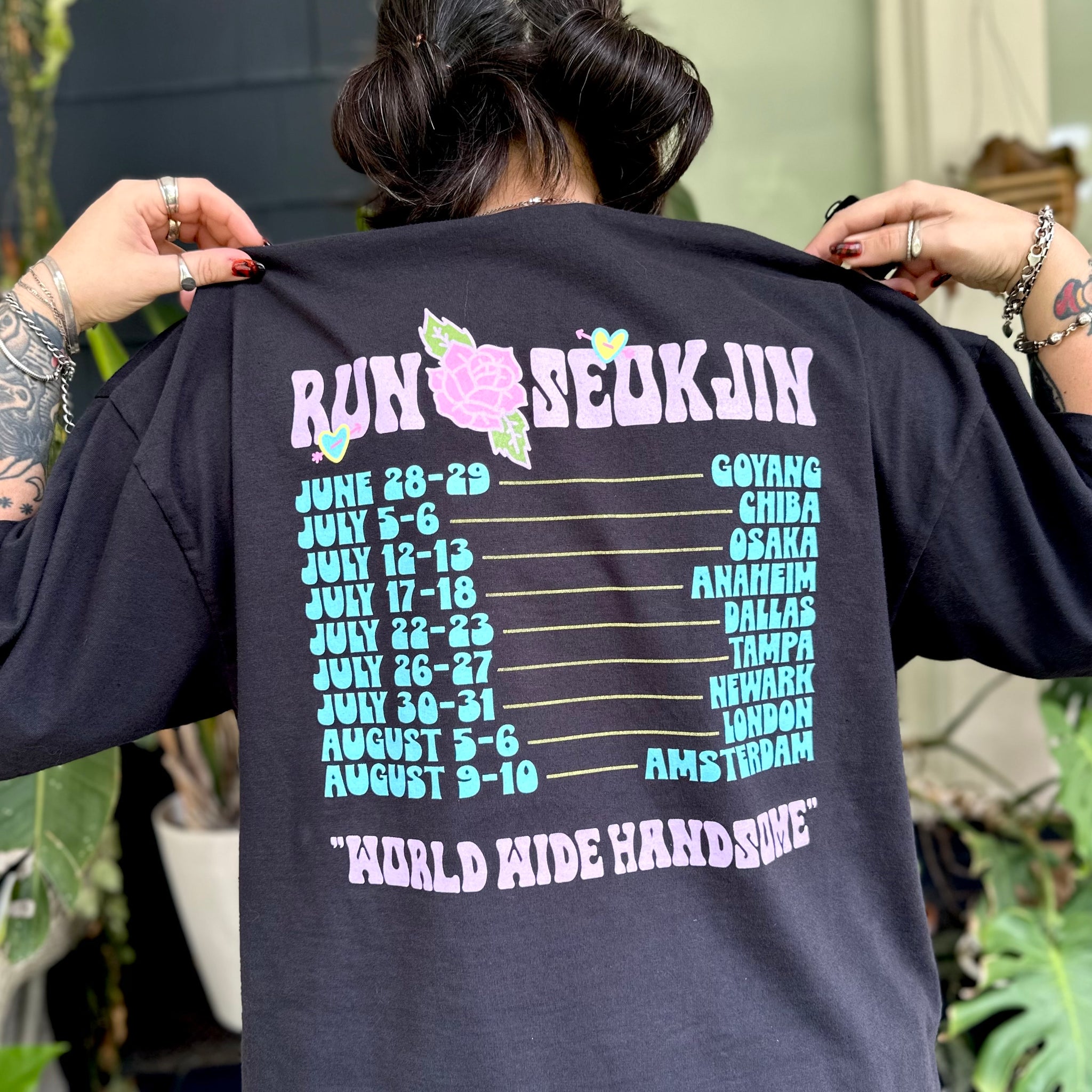 アイドル RUN SEOKJIN T-Shirt (Dark Grey) M Run Seokjin Tour Concert shirt, hoodie, sweater, long sleeve